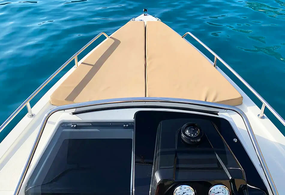 19 Ft Nuva M6 Open Luxury Powerboat (with License)