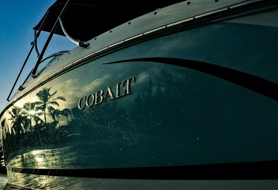 Cobalt Bowrider 26 pés 