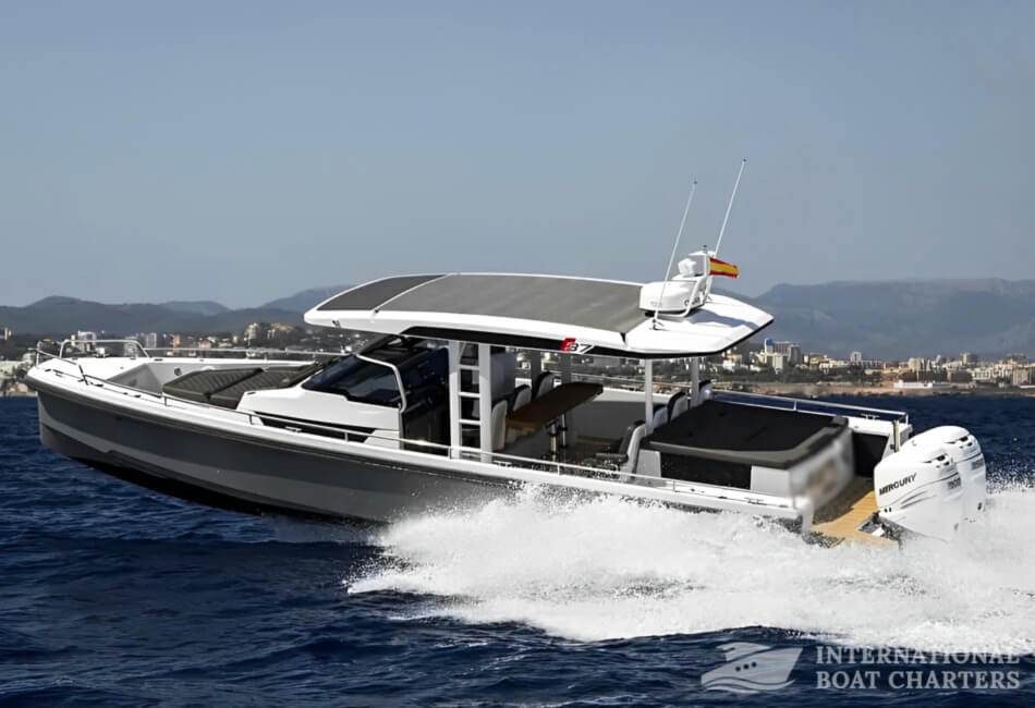 37.7-Foot Axopar 37 Motorboat 