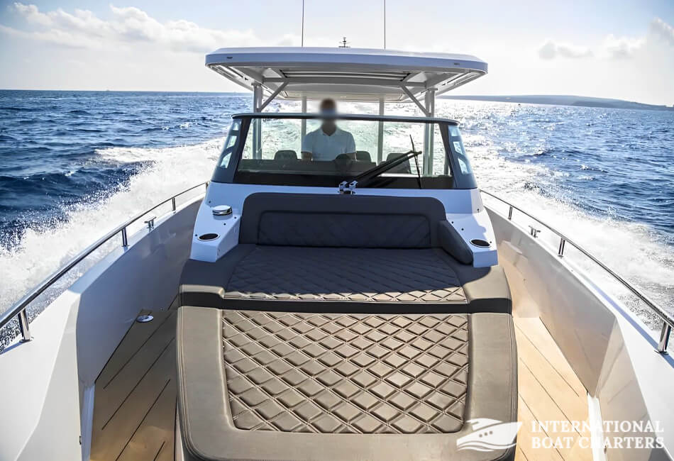 37.7-Foot Axopar 37 Motorboat 