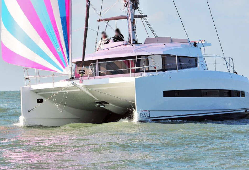 39.8 Ft Bali 4.1 Catamaran DS-2019