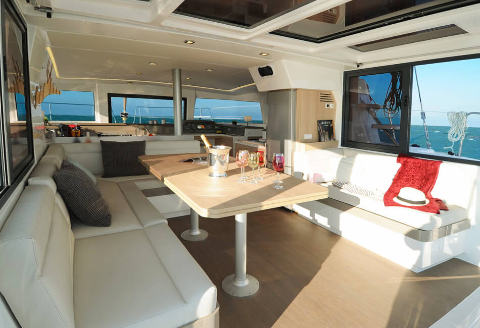 39.8 Ft Bali 4.1 Catamaran DS-2019