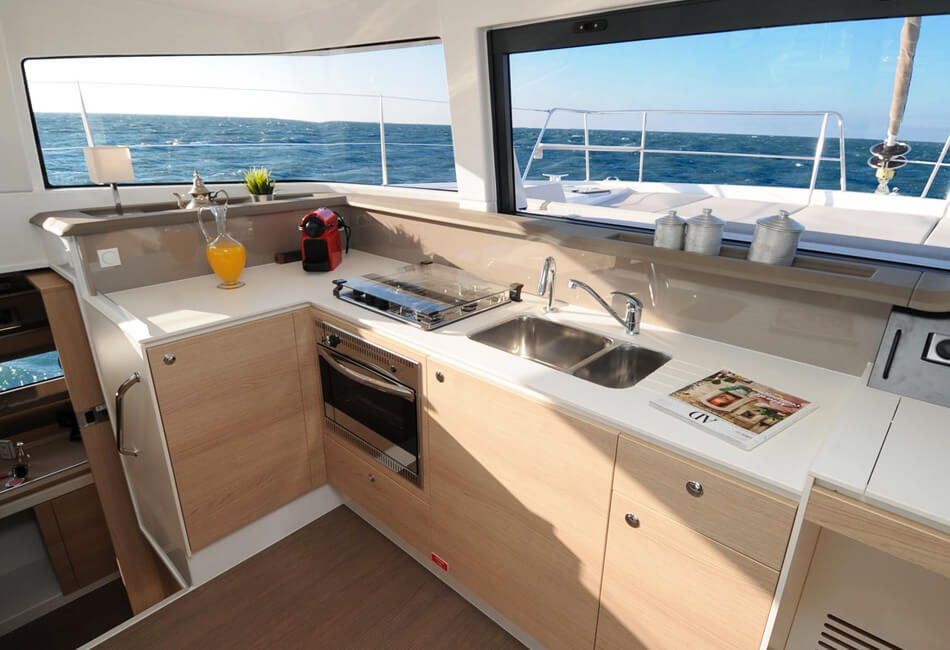 39.8 Ft Bali 4.1 Catamaran DS-2019