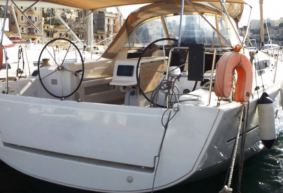 Perahu Layar 40.5 Ft Dufour 410gl Bk-2014