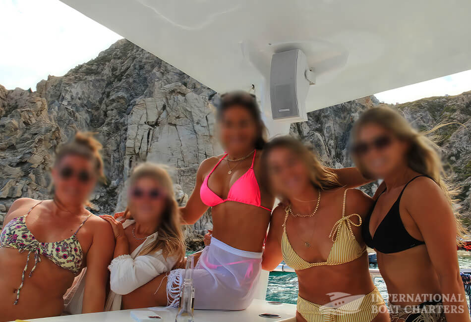40-foot Luxury Cabo Catamaran 