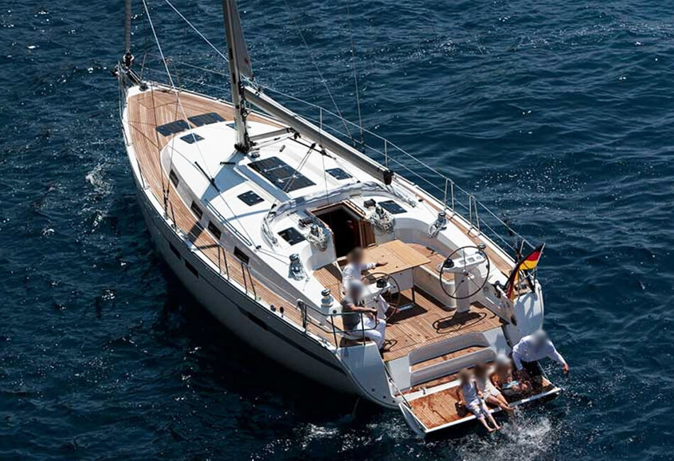 Barcă cu pânze Bavaria de 45 ft 