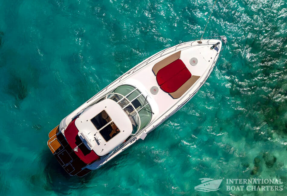 47-Foot Luxury Yacht 
