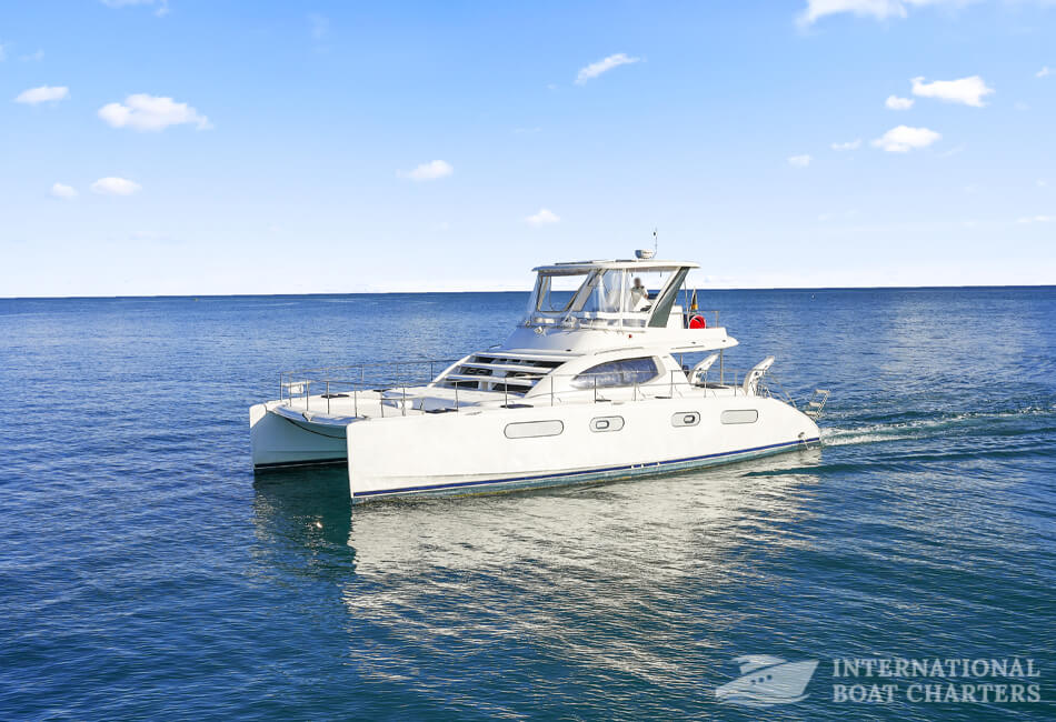 47-Foot Power Catamaran 
