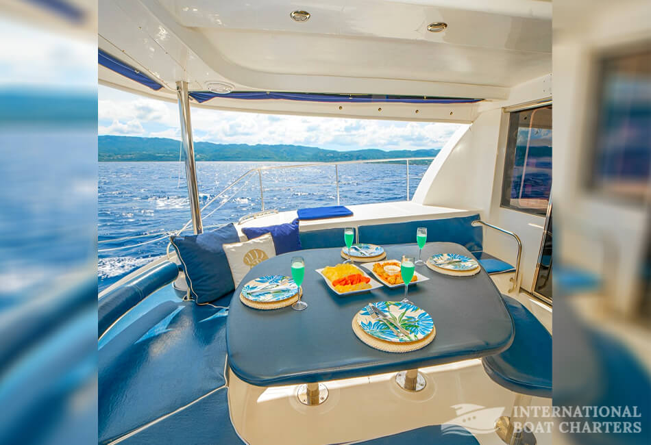47-foot Power Catamaran 