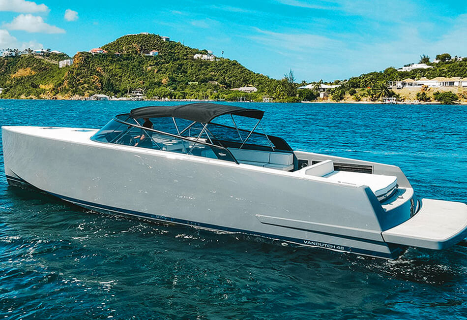 48-foot VanDutch 48 Motor Yacht 