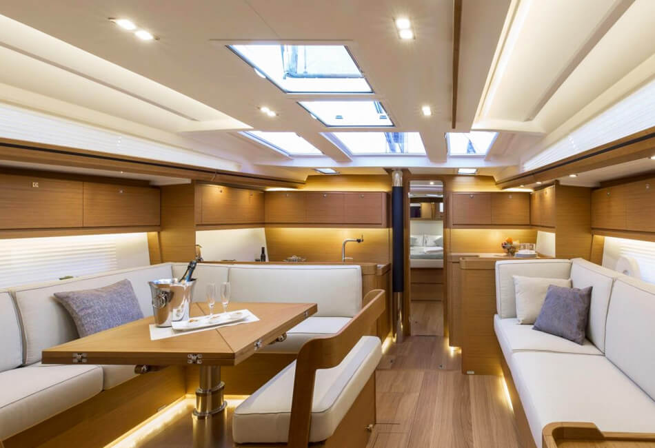 49.9 Ft Dufour 520GL sailboat CRBN-2019