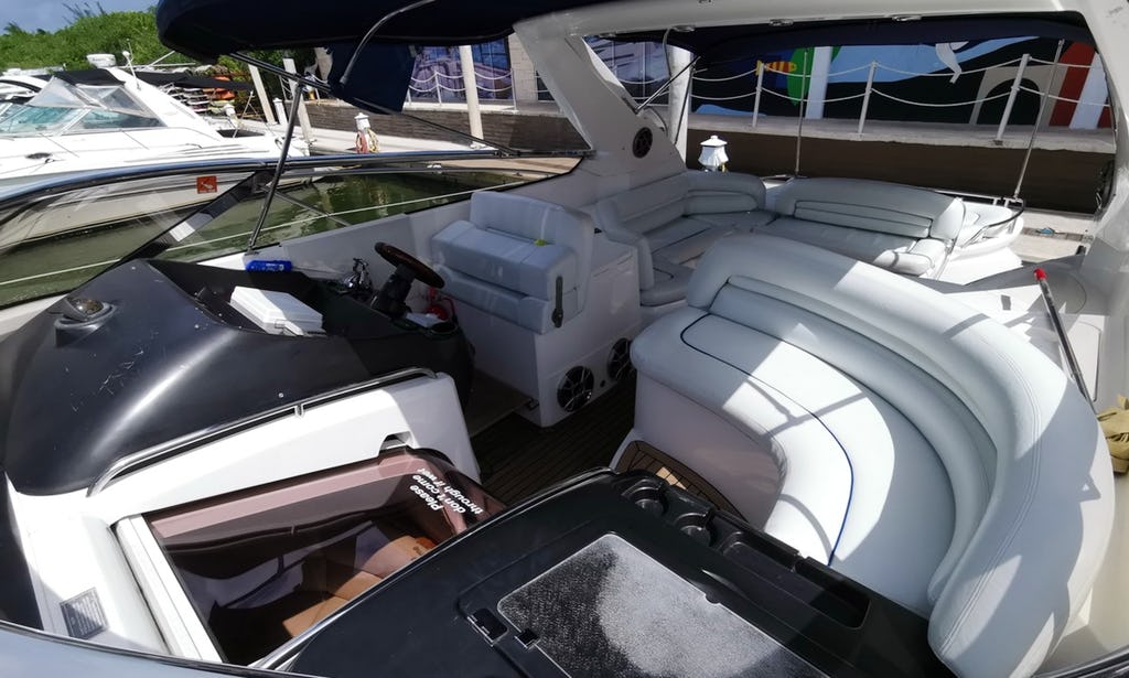 50 قدم Sunseeker Power Yacht 