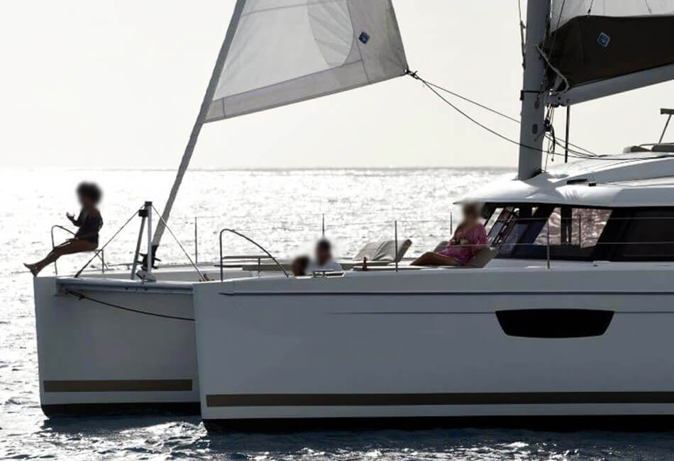 50 ft luxe catamaran 