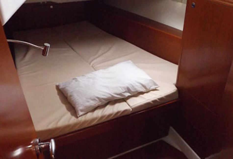 51 Ft Beneteau Oceanis 50F Sailboat IP-2012