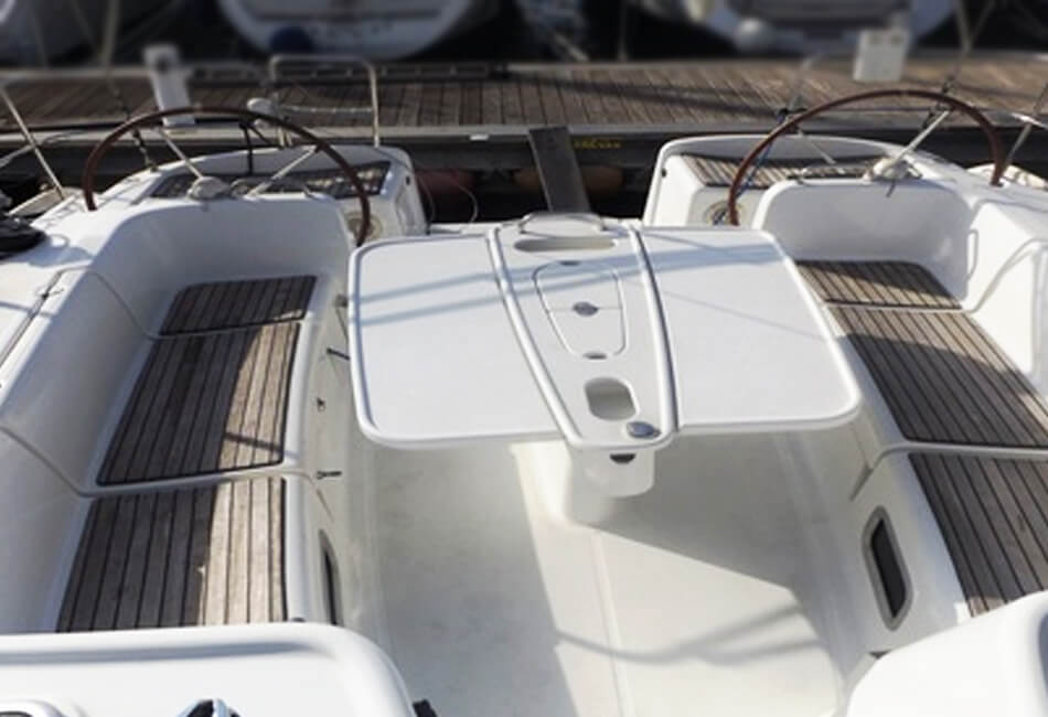 54.6 Ft Beneteau Cyclades 50.5 Sailboat MB-2009
