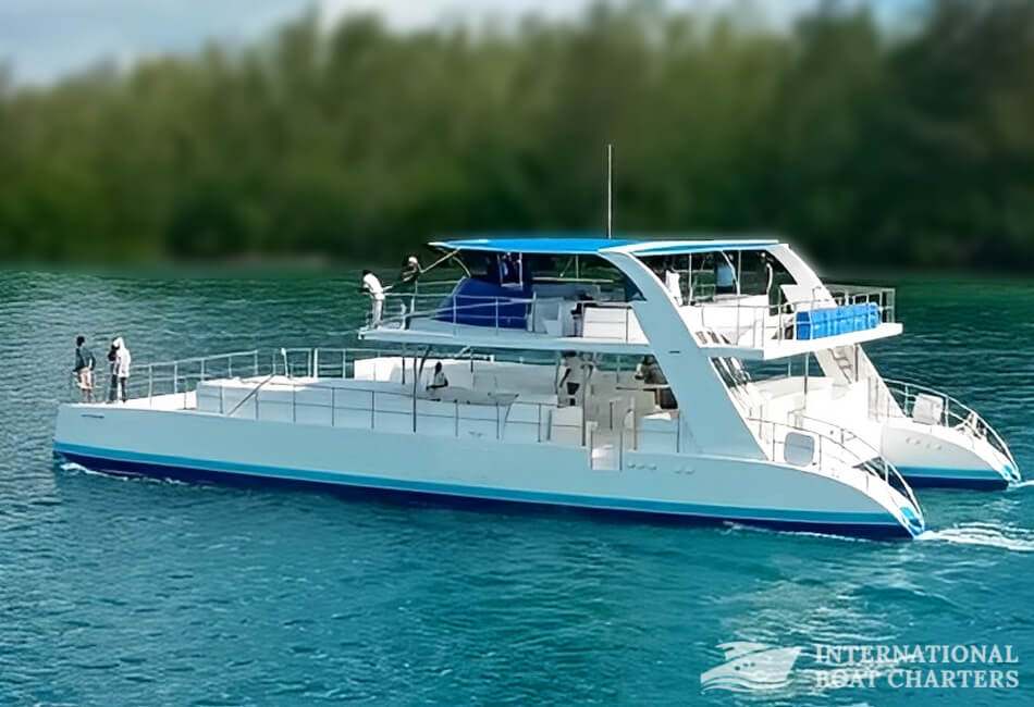 78-foot Innovative Double-Deck Catamaran 