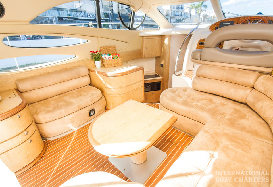 42.7 Ft Luxury Yacht Azimut 39 