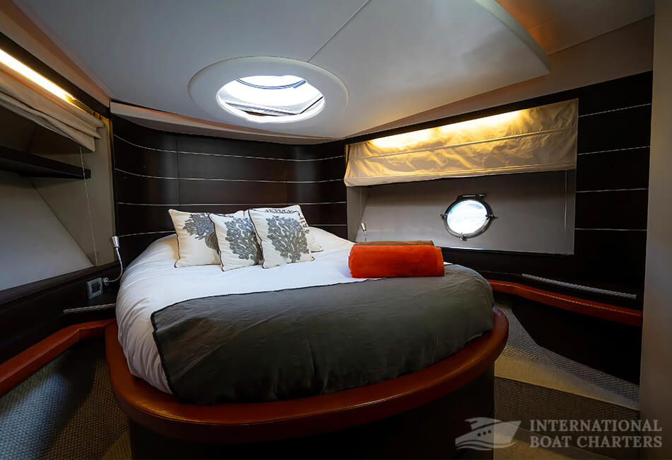 68.9ft/21m AZIMUT 68S Luxury Yacht 