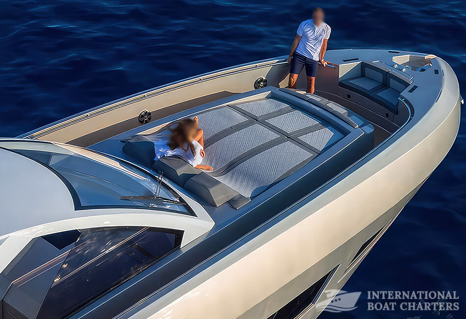 63.5ft/19.35m Canados Gladiator 631 Luxury Yacht 