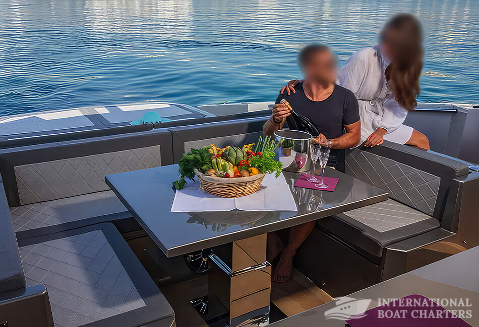 63.5ft/19.35m Canados Gladiator 631 Luxury Yacht 