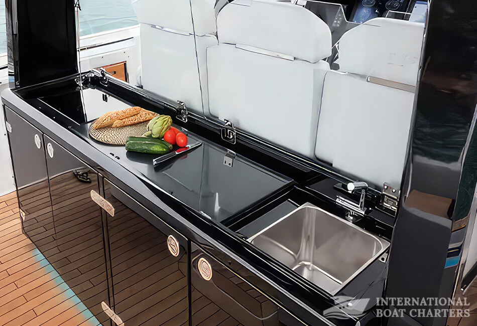 13.45m/44ft Fjord 44 Open Luxury Yacht 