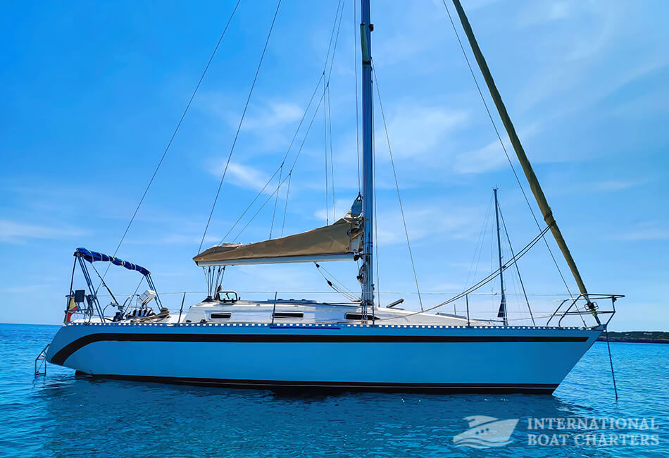 36ft/11m Furia 37 Sailboat 