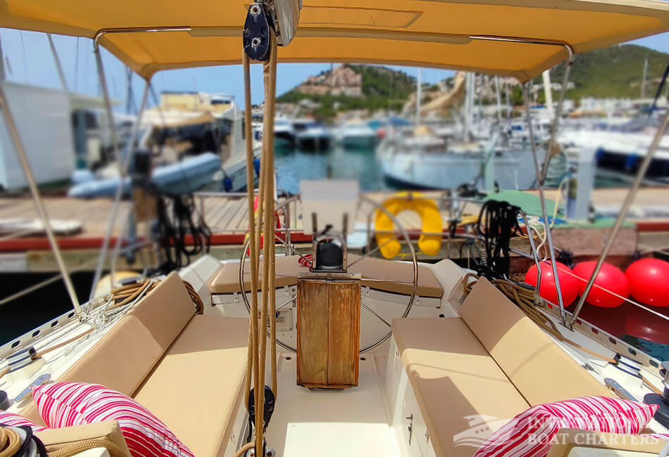 36ft/11m FURIA 37 Sailboat 