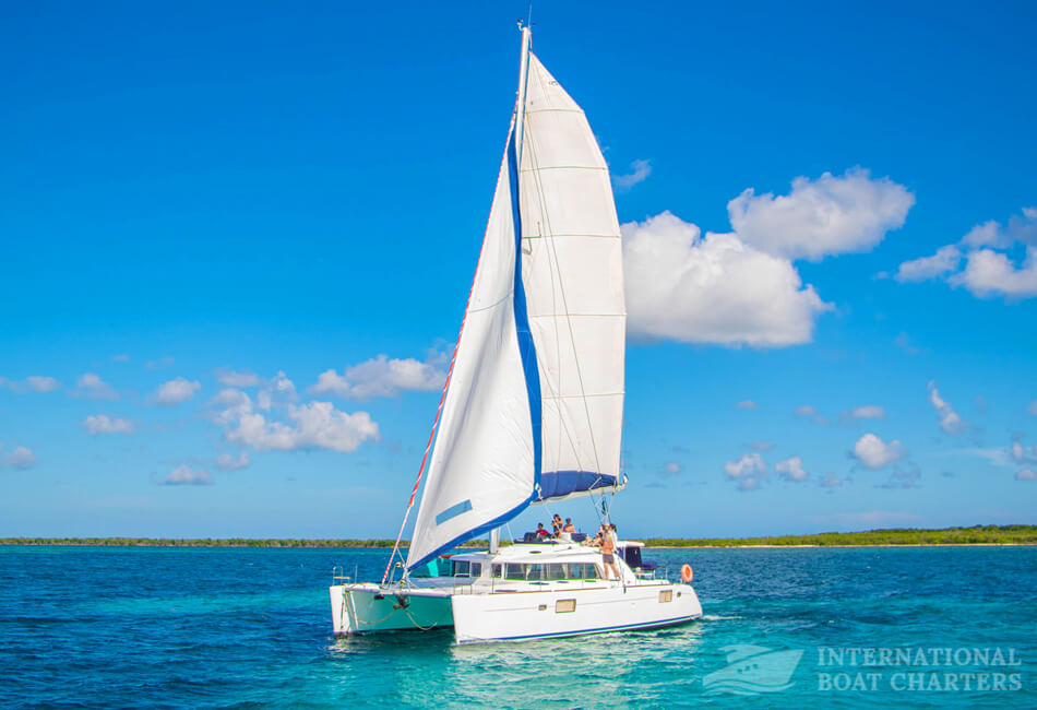 44.65 Ft Lagoon 44 Catamaran 