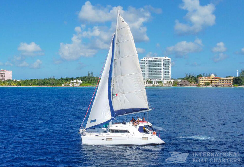 44.65 Ft Lagoon 44 Catamaran 