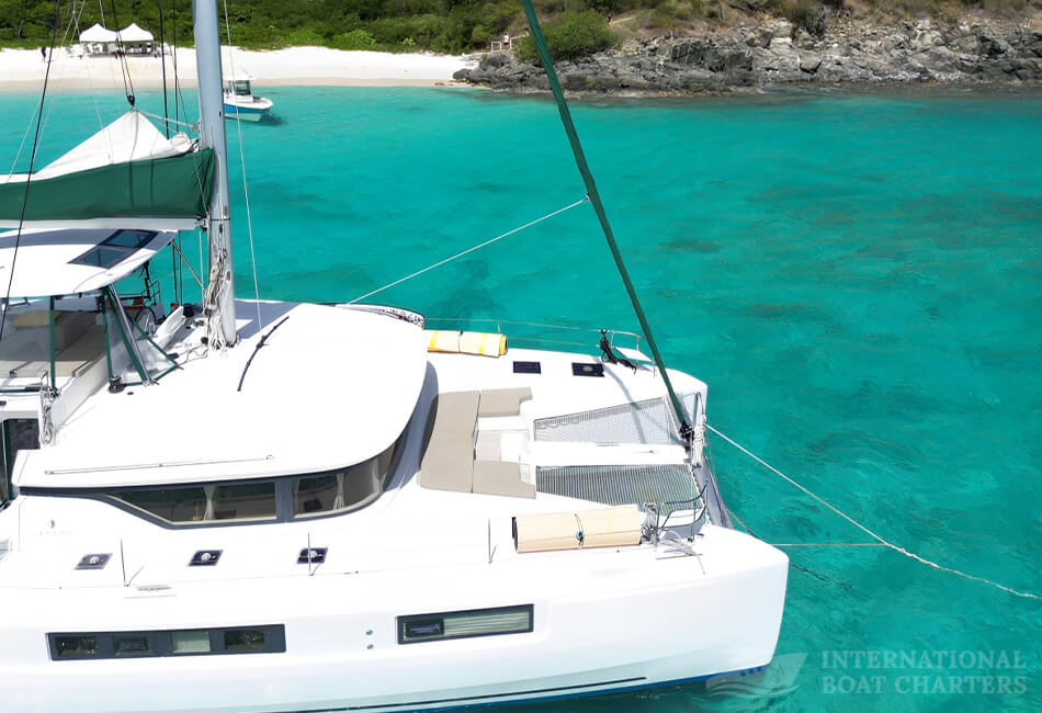 51 Ft Luxury Catamaran Lagoon 500 with Flybridge 