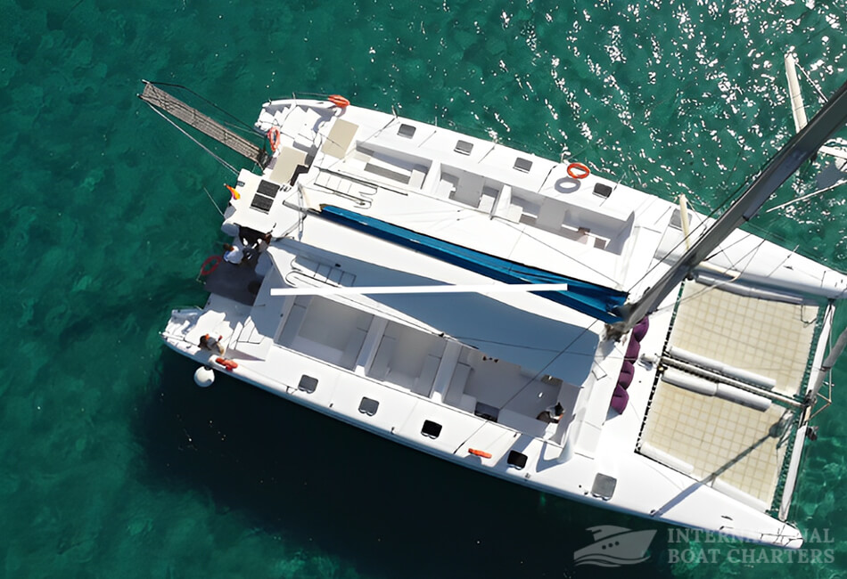 58.4 Ft/17.8m Luxury Catamaran 