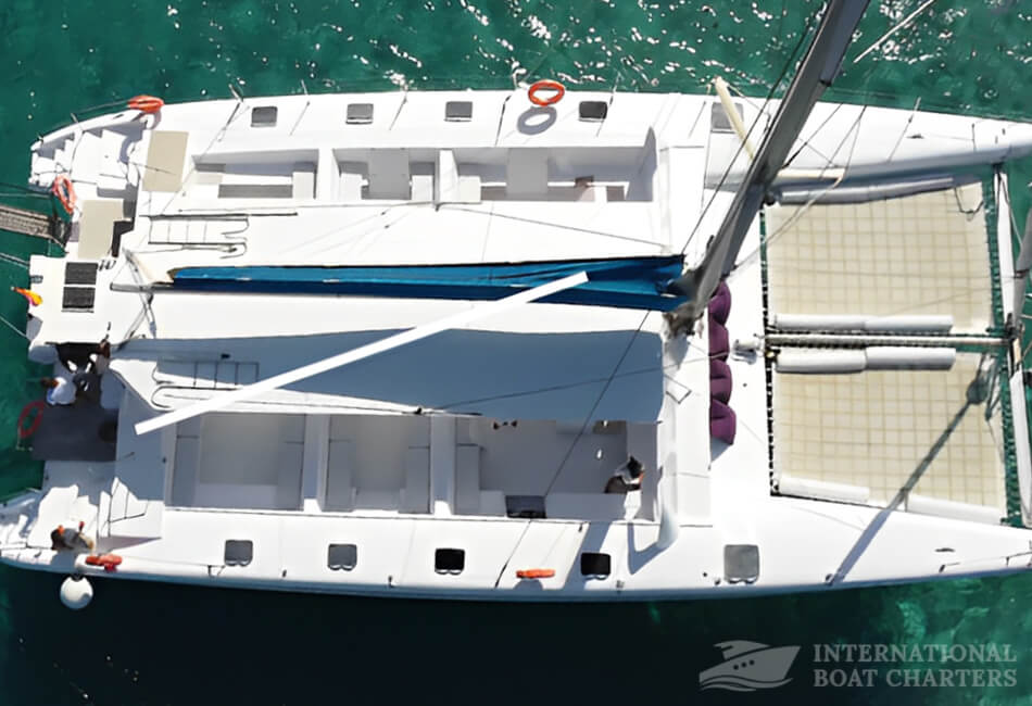 58.4 Ft/17.8m Luxury Catamaran 