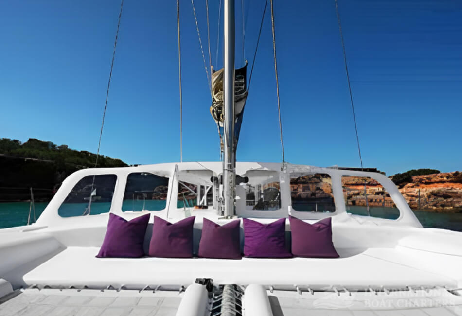 58.4 Ft/17.8m Luxury Catamaran 