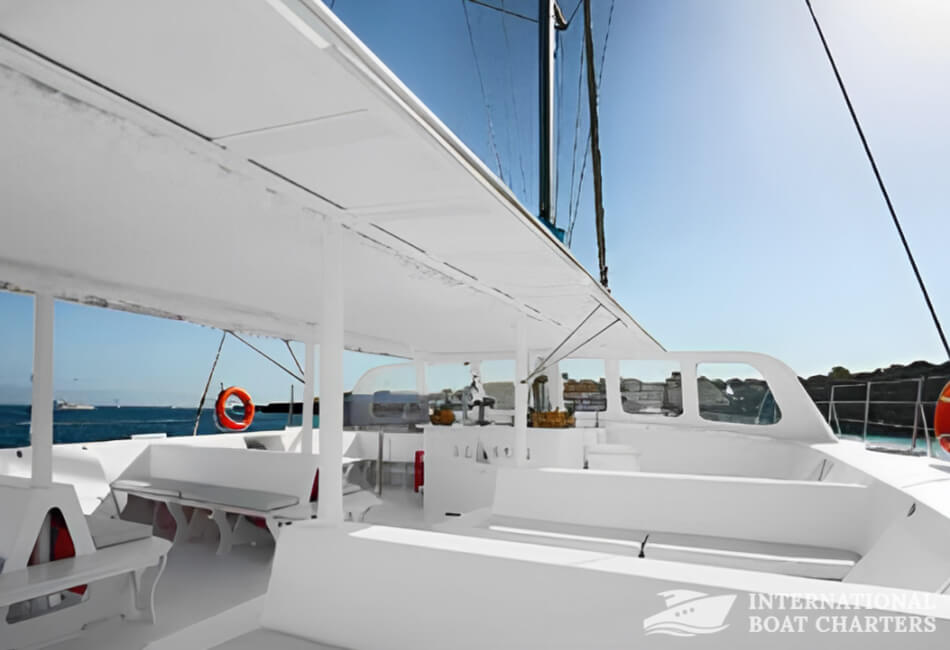 58.4 Ft/17.8m Luxury Catamaran 