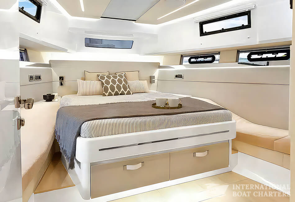 46.6 ft/14.2m FJORD 52 Open Luxury Powerboat 