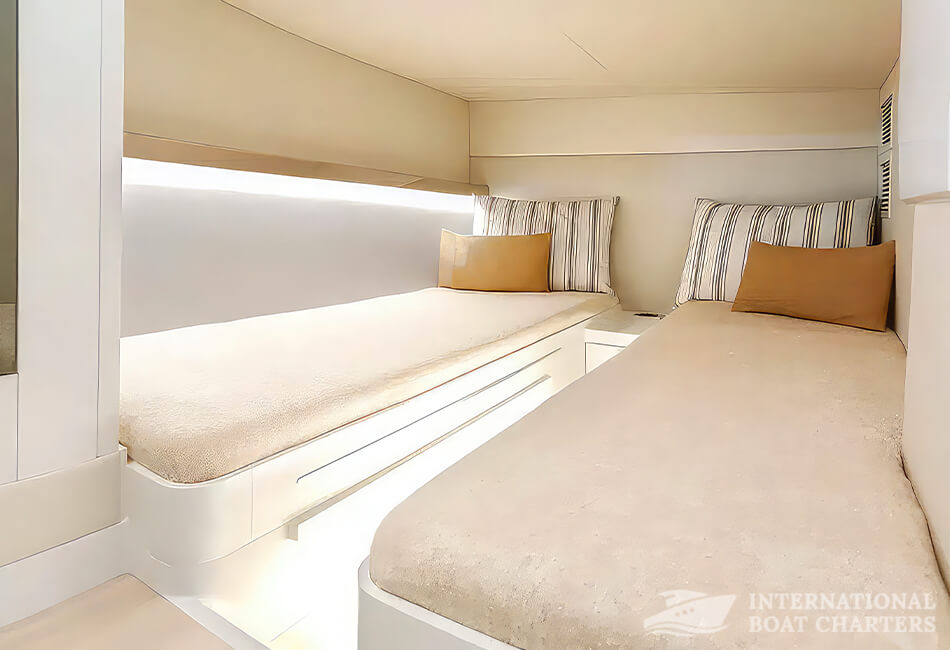 46.6 ft/14.2m FJORD 52 Open Luxury Powerboat 
