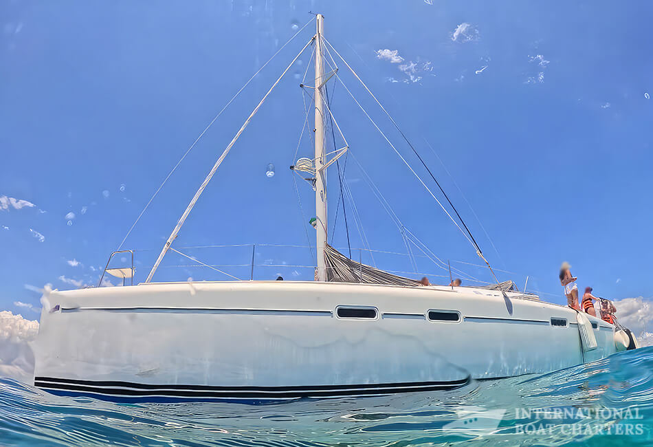 52 Ft Nautitech 52 Catamaran 