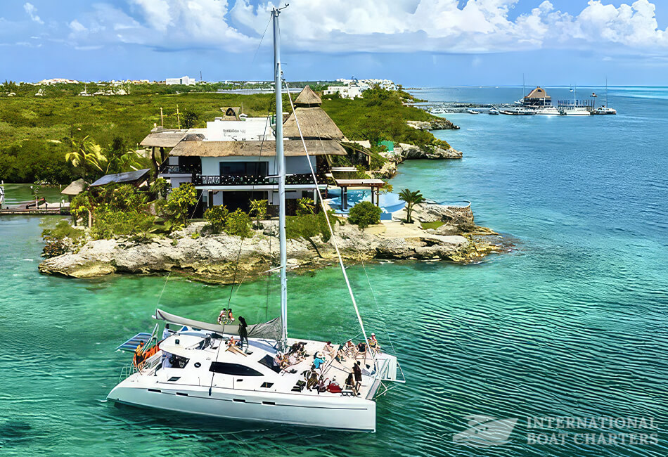52 Ft Nautitech 52 Catamaran 