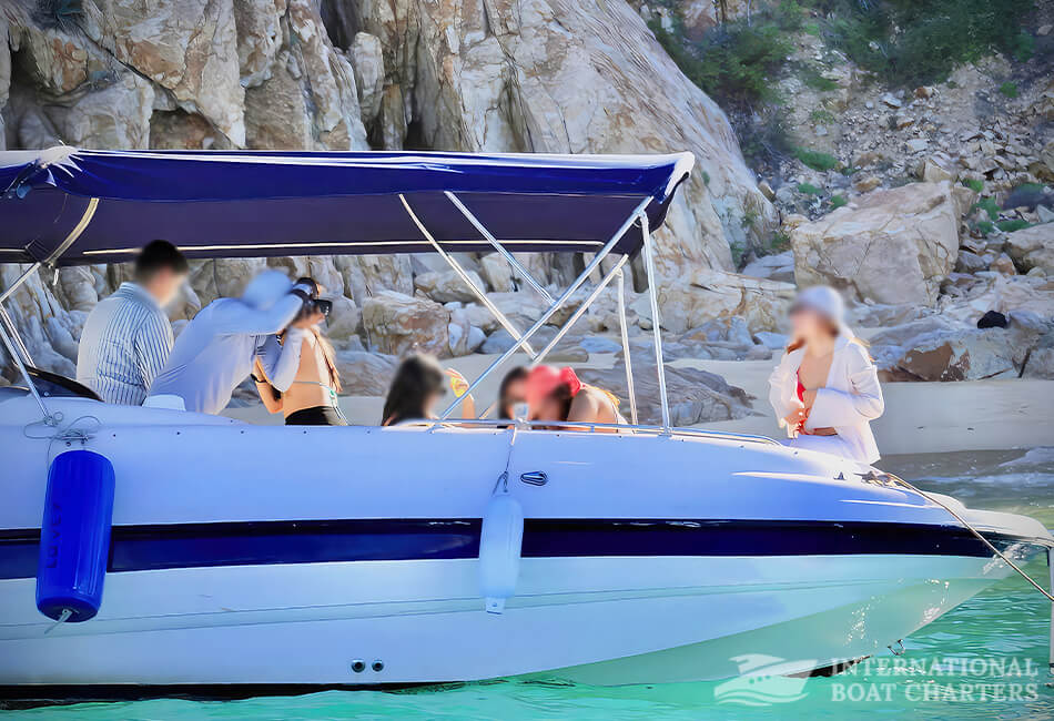 28ft Sundeck Power Boat 