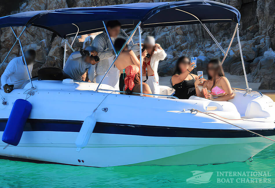 28ft Sundeck Power Boat 
