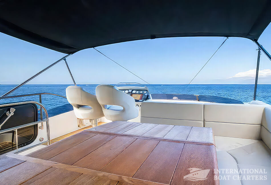70.4ft/21.45m Sunseeker Sport 68 Luxury Yacht 