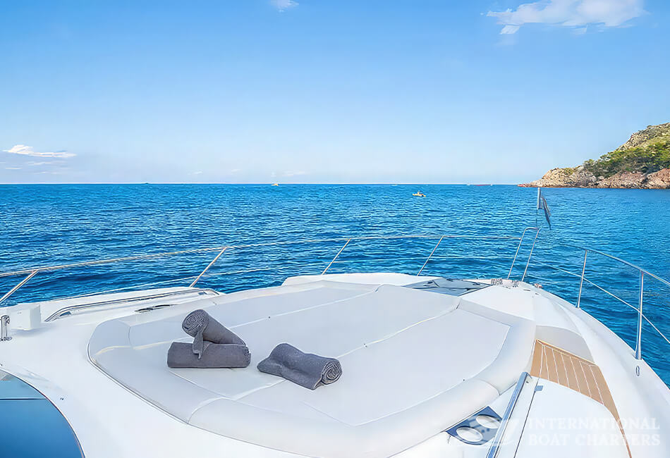 70.4ft/21.45m Sunseeker Sport 68 Luxury Yacht 