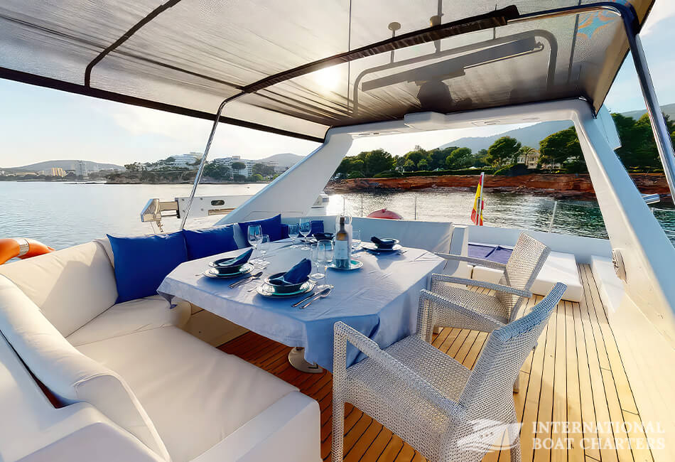 80.4ft/24.6m Superphantom 80 Luxury Motor Yacht 