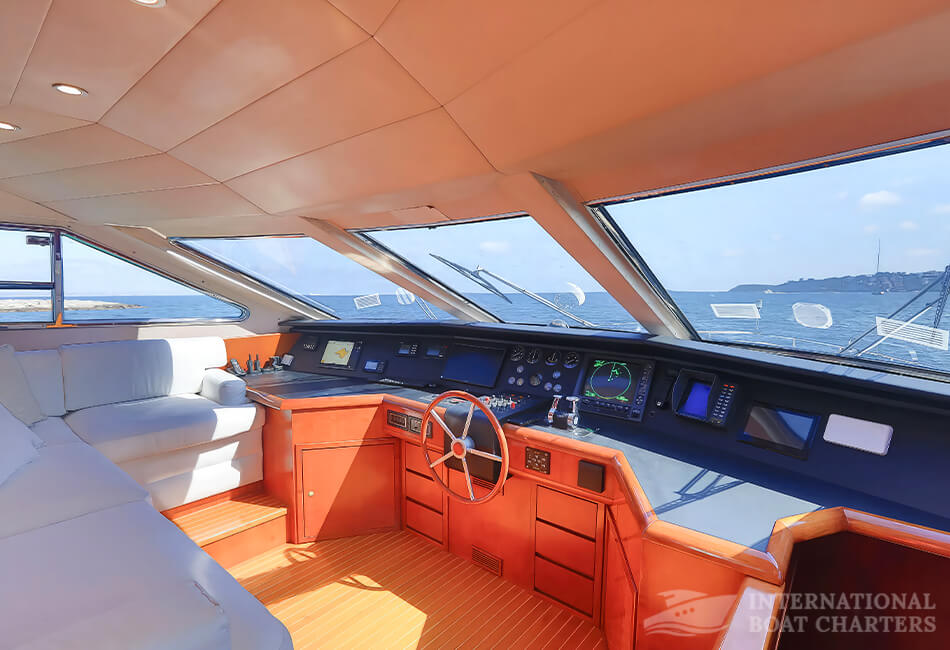 80.4ft/24.6m Superphantom 80 Luxury Motor Yacht 