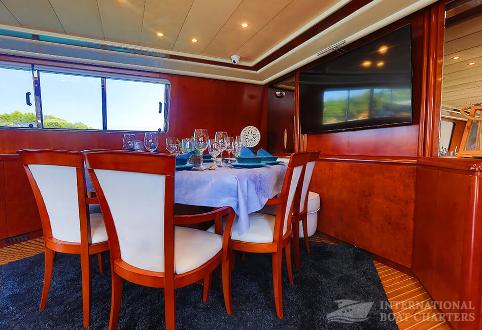 80.4ft/24.6m Superphantom 80 Luxury Motor Yacht 
