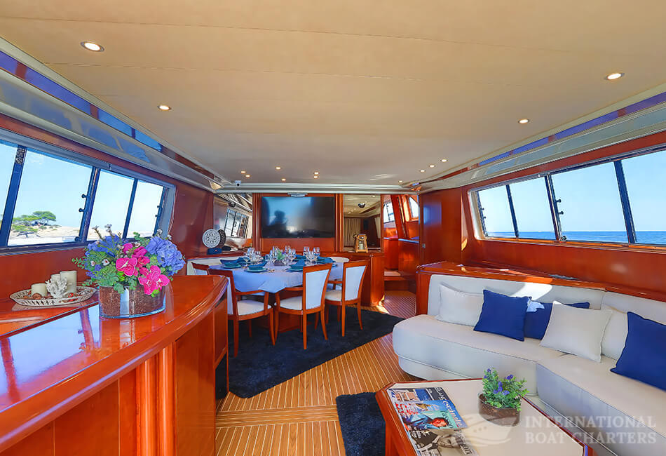 80.4ft/24.6m Superphantom 80 Luxury Motor Yacht 