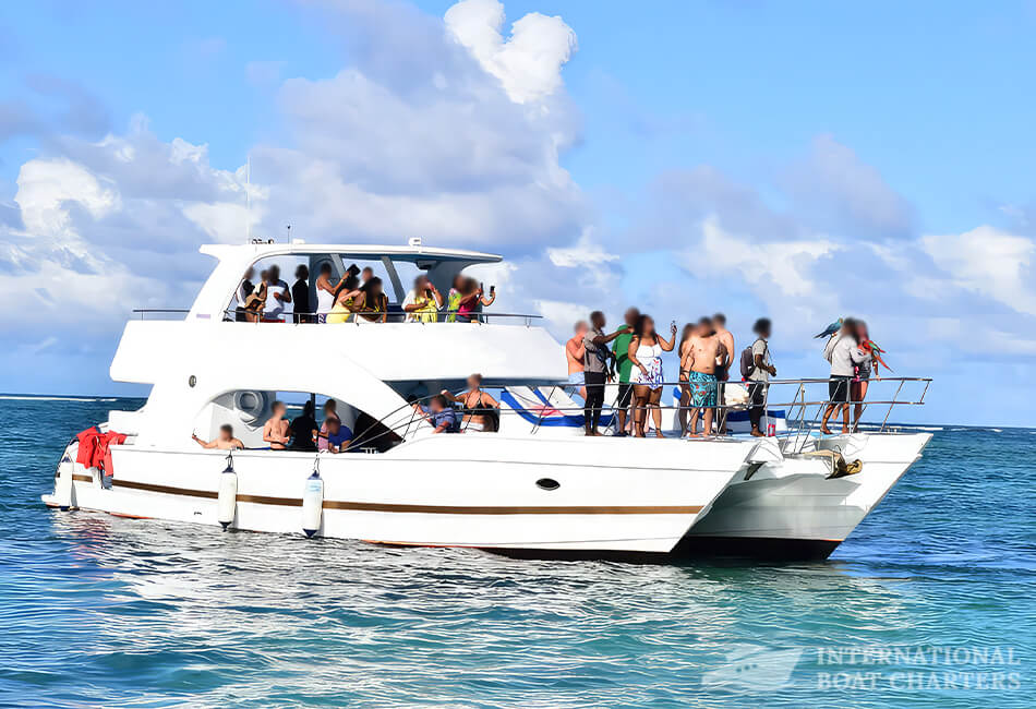 60-Foot Yamaha Fx Ho Catamaran 