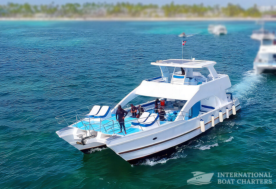60-foot Yamaha FX HO Catamaran 