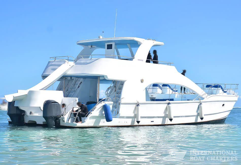 60-foot Yamaha FX HO Catamaran 